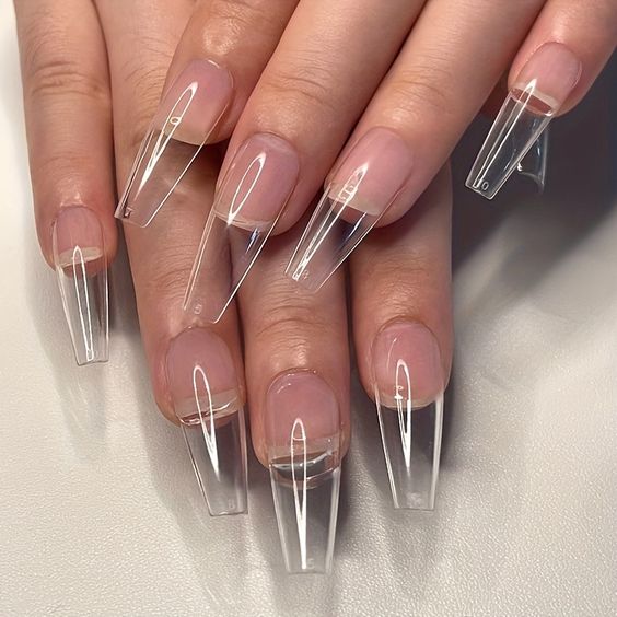 Soft Gel Tips for Busy Lifestyles: Tips and Tricks for Low-Maintenance Nails